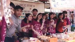 Hội chợ ẩm thực chào mừng ngày thành lập Đoàn 26-3-2016